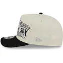 bone-curvo-bege-e-preto-snapback-9fifty-a-frame-classic-da-chicago-white-sox-mlb-da-new-era