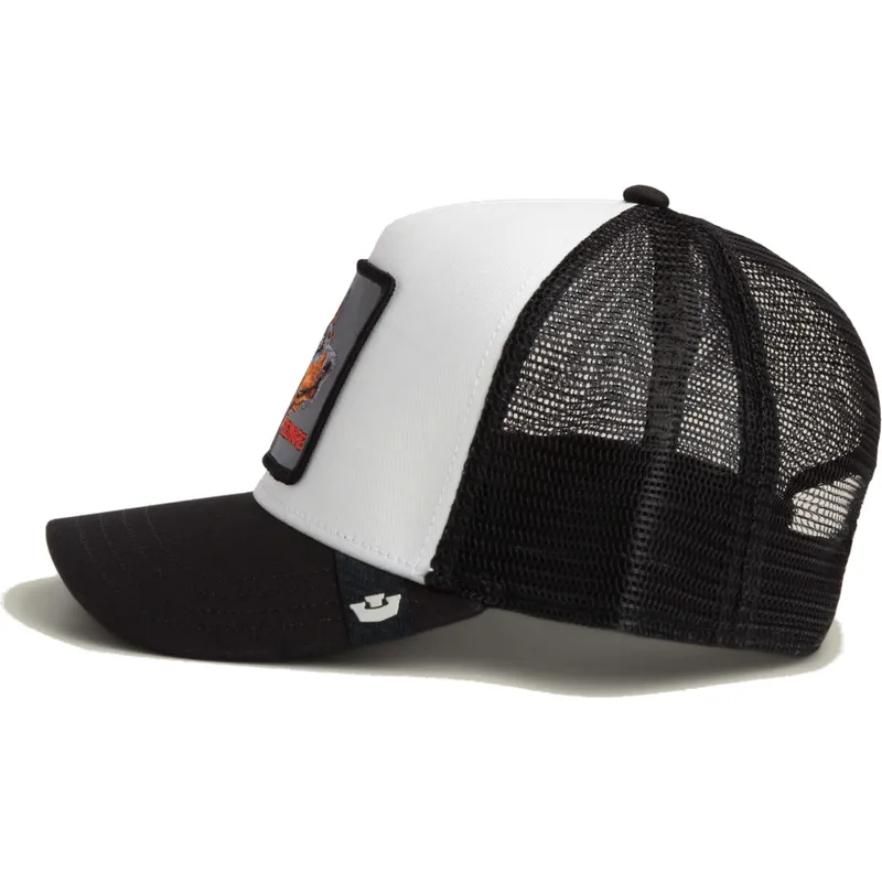 bone-trucker-preto-cao-dobermann-beware-the-farm-da-goorin-bros