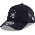 bone-trucker-azul-marinho-com-logo-azul-marinho-9forty-apex-bp-da-boston-red-sox-mlb-da-new-era