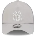 bone-trucker-cinza-com-logo-cinza-9forty-apex-batting-practice-da-new-york-yankees-mlb-da-new-era