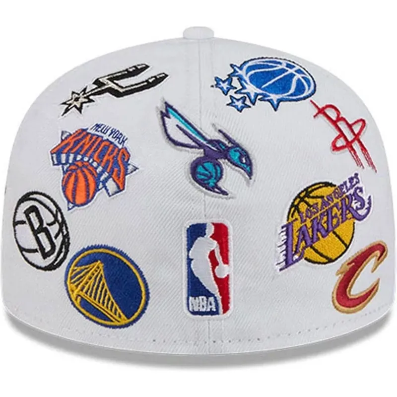 bone-plano-branco-justo-59fifty-all-over-da-nba-da-new-era
