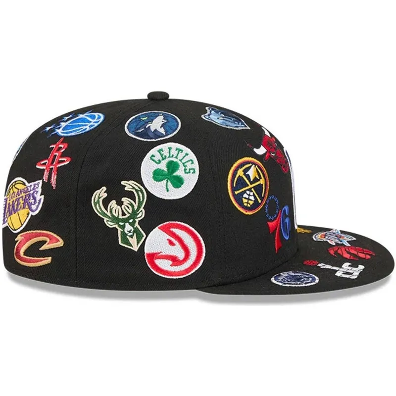 bone-plano-preto-justo-59fifty-all-over-da-nba-da-new-era
