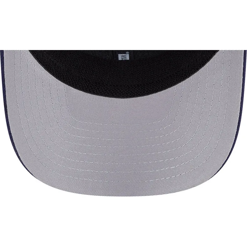 bone-trucker-azul-marinho-9seventy-stretch-snap-evergreen-da-toronto-maple-leafs-nhl-da-new-era