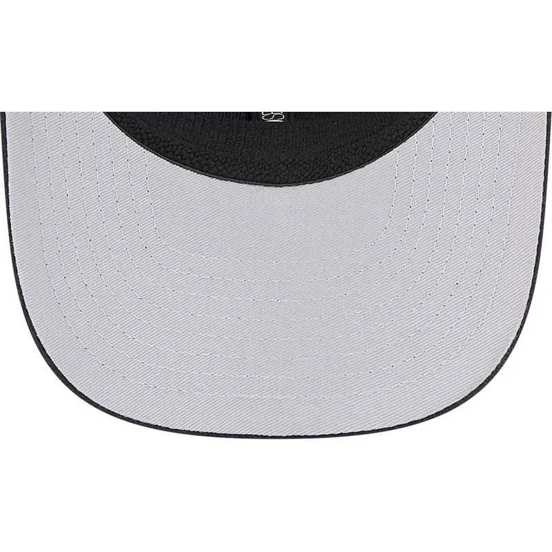 bone-trucker-preto-9seventy-stretch-snap-evergreen-da-chicago-white-sox-mlb-da-new-era