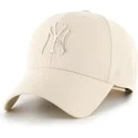 bone-curvo-bege-snapback-com-logo-bege-mvp-ballpark-da-new-york-yankees-mlb-da-47-brand