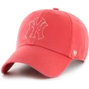 bone-curvo-vermelho-ajustavel-clean-up-trailer-da-new-york-yankees-mlb-da-47-brand