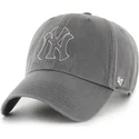 bone-curvo-cinza-ajustavel-clean-up-trailer-da-new-york-yankees-mlb-da-47-brand