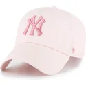 bone-curvo-rosa-ajustavel-com-logo-rosa-clean-up-no-loop-label-da-new-york-yankees-mlb-da-47-brand