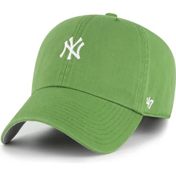 Boné curvo verde ajustável Clean Up Base Runner Fatigue Green da New York Yankees MLB da 47 Brand