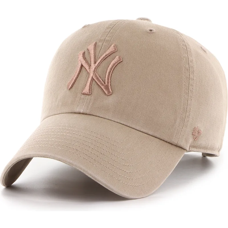 bone-curvo-castanho-ajustavel-com-logo-castanho-clean-up-no-loop-label-da-new-york-yankees-mlb-da-47-brand