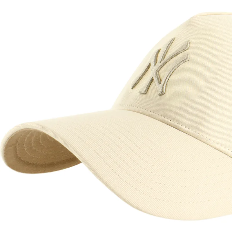 bone-curvo-bege-snapback-com-logo-bege-mvp-dt-sure-shot-two-tone-cotton-da-new-york-yankees-mlb-da-47-brand