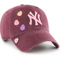 bone-curvo-grena-ajustavel-clean-up-candy-heart-da-new-york-yankees-mlb-da-47-brand