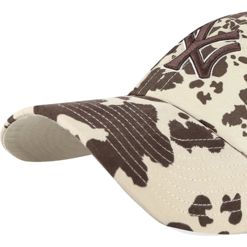 bone-curvo-castanho-ajustavel-com-logo-castanho-clean-up-bessie-da-new-york-yankees-mlb-da-47-brand