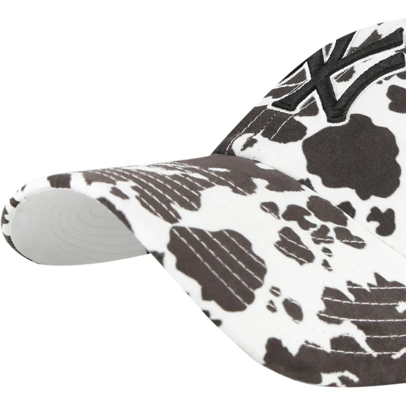 bone-curvo-branco-ajustavel-clean-up-bessie-da-new-york-yankees-mlb-da-47-brand