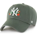 bone-curvo-verde-ajustavel-clean-up-icon-alt-strawberry-da-new-york-yankees-mlb-da-47-brand