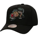 bone-curvo-preto-snapback-tilted-pro-da-vancouver-grizzlies-nba-da-mitchell-ness