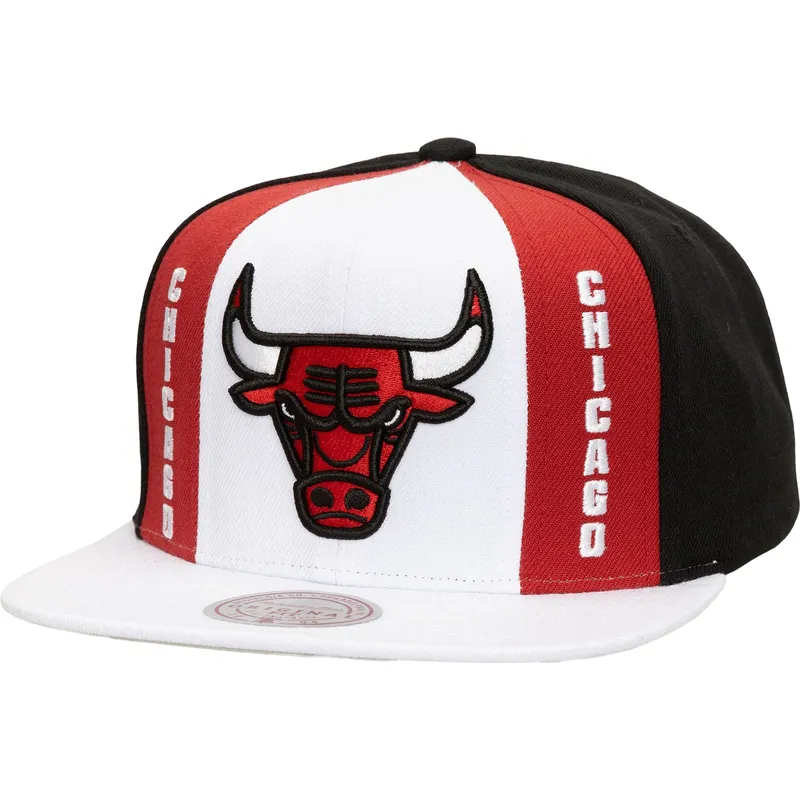 bone-plano-branco-vermelho-e-preto-branco-snapback-old-cut-da-chicago-bulls-nba-da-mitchell-ness