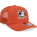 bone-trucker-laranja-9seventy-stretch-snap-evergreen-da-anaheim-ducks-nhl-da-new-era