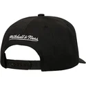 bone-curvo-preto-snapback-tilted-pro-da-chicago-bulls-nba-da-mitchell-ness