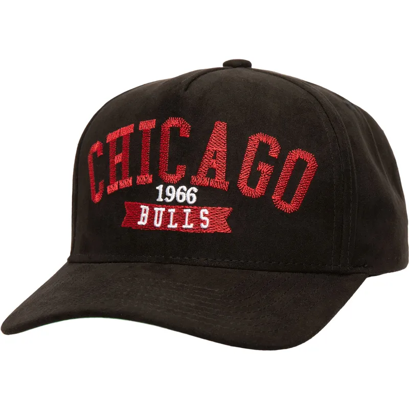bone-curvo-preto-snapback-shady-suede-pro-da-chicago-bulls-nba-da-mitchell-ness