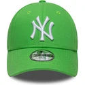 bone-curvo-verde-ajustavel-para-crianca-9forty-essential-da-new-york-yankees-mlb-da-new-era