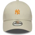 bone-trucker-bege-ajustavel-com-logo-laranja-para-crianca-9forty-homefield-da-new-york-yankees-mlb-da-new-era