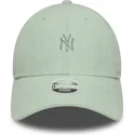 bone-curvo-verde-ajustavel-para-mulheres-9forty-mini-cord-da-new-york-yankees-mlb-da-new-era