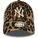 bone-trucker-leopardo-para-mulheres-9forty-m-crown-a-frame-leaopard-da-new-york-yankees-mlb-da-new-era
