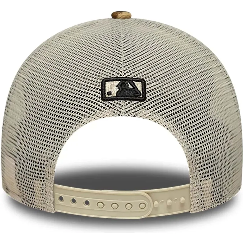 bone-trucker-leopardo-para-mulheres-9forty-m-crown-a-frame-leaopard-da-new-york-yankees-mlb-da-new-era