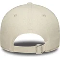 bone-curvo-bege-ajustavel-com-logo-bege-para-mulheres-9twenty-midi-linen-da-new-york-yankees-mlb-da-new-era