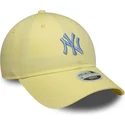 bone-curvo-amarelo-ajustavel-para-mulheres-9twenty-league-essential-midi-da-new-york-yankees-mlb-da-new-era