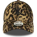 bone-curvo-leopardo-ajustavel-com-logo-preto-para-mulheres-9twenty-leaopard-da-new-york-yankees-mlb-da-new-era