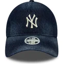 bone-curvo-azul-marinho-ajustavel-para-mulheres-9twenty-a-frame-denim-da-new-york-yankees-mlb-da-new-era