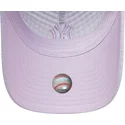 bone-curvo-violeta-ajustavel-com-logo-violeta-para-mulheres-9twenty-seersucker-da-new-york-yankees-mlb-da-new-era