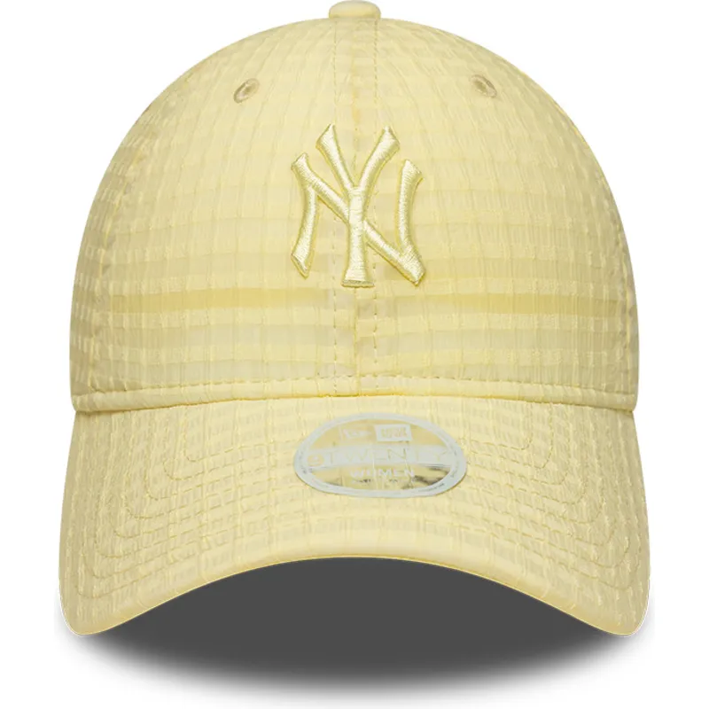 bone-curvo-amarelo-ajustavel-com-logo-amarelo-para-mulheres-9twenty-seersucker-da-new-york-yankees-mlb-da-new-era