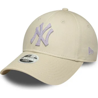 Boné curvo bege ajustável para mulheres 9FORTY Metallic da New York Yankees MLB da New Era