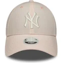 bone-curvo-rosa-claro-ajustavel-para-mulheres-9forty-linen-da-new-york-yankees-mlb-da-new-era