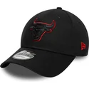 bone-curvo-preto-ajustavel-com-logo-preto-9forty-team-outline-da-chicago-bulls-nba-da-new-era