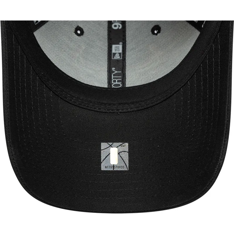 bone-curvo-preto-ajustavel-com-logo-preto-9forty-team-outline-da-chicago-bulls-nba-da-new-era