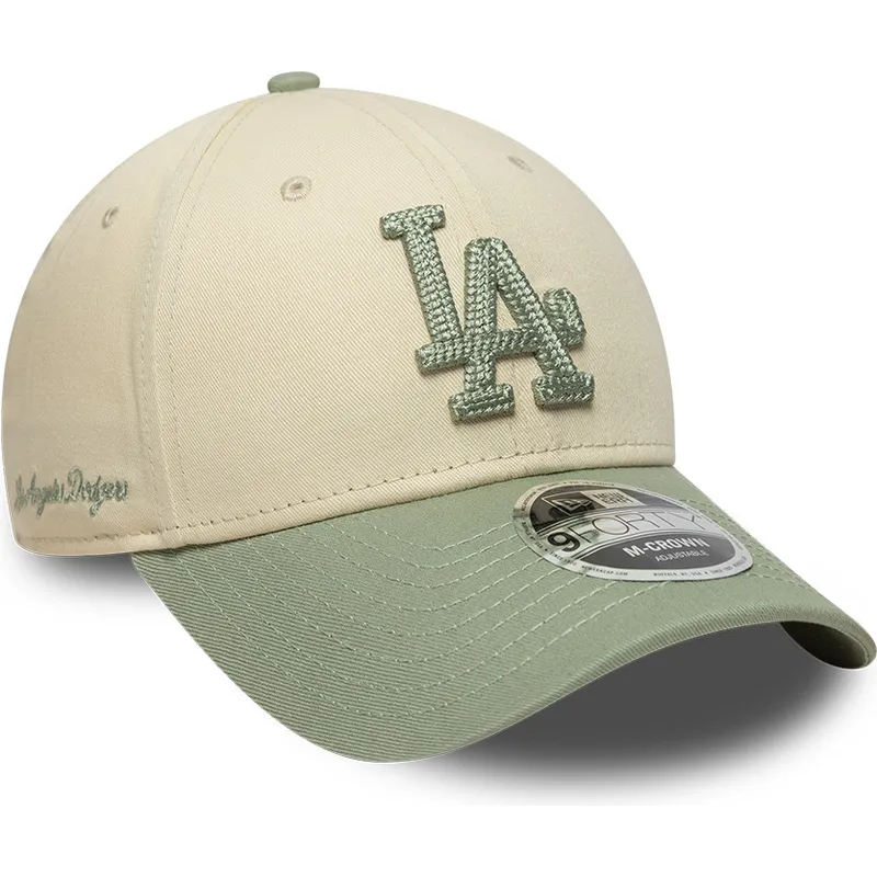 bone-curvo-bege-e-verde-snapback-com-logo-verde-9forty-m-crown-side-script-da-los-angeles-dodgers-mlb-da-new-era