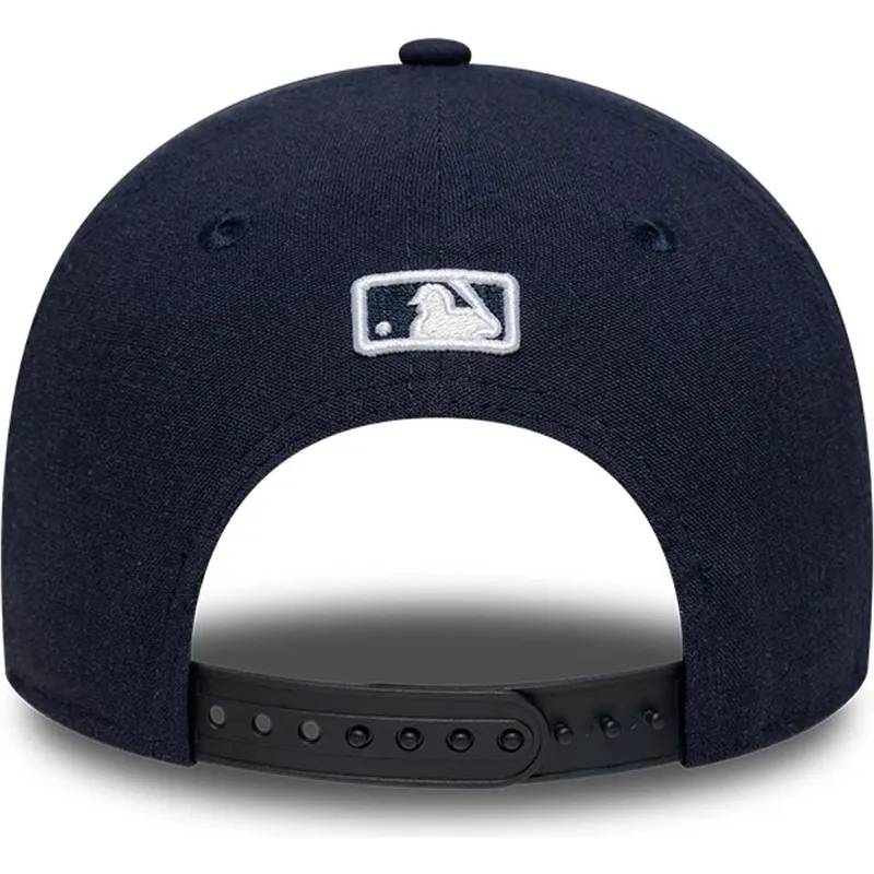 bone-curvo-azul-marinho-snapback-9forty-m-crown-linen-da-new-york-yankees-mlb-da-new-era