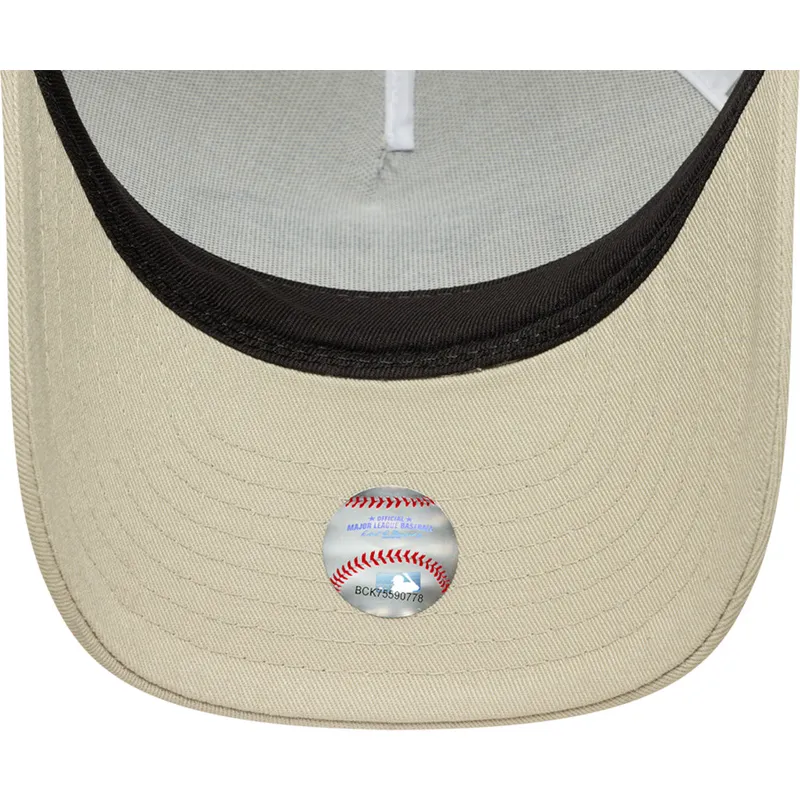 bone-trucker-bege-9forty-m-crown-a-frame-da-new-york-yankees-mlb-da-new-era