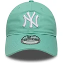 bone-curvo-verde-claro-ajustavel-9twenty-league-essential-da-new-york-yankees-mlb-da-new-era