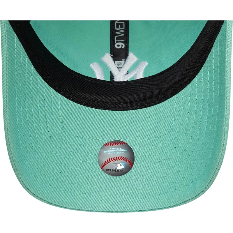 bone-curvo-verde-claro-ajustavel-9twenty-league-essential-da-new-york-yankees-mlb-da-new-era