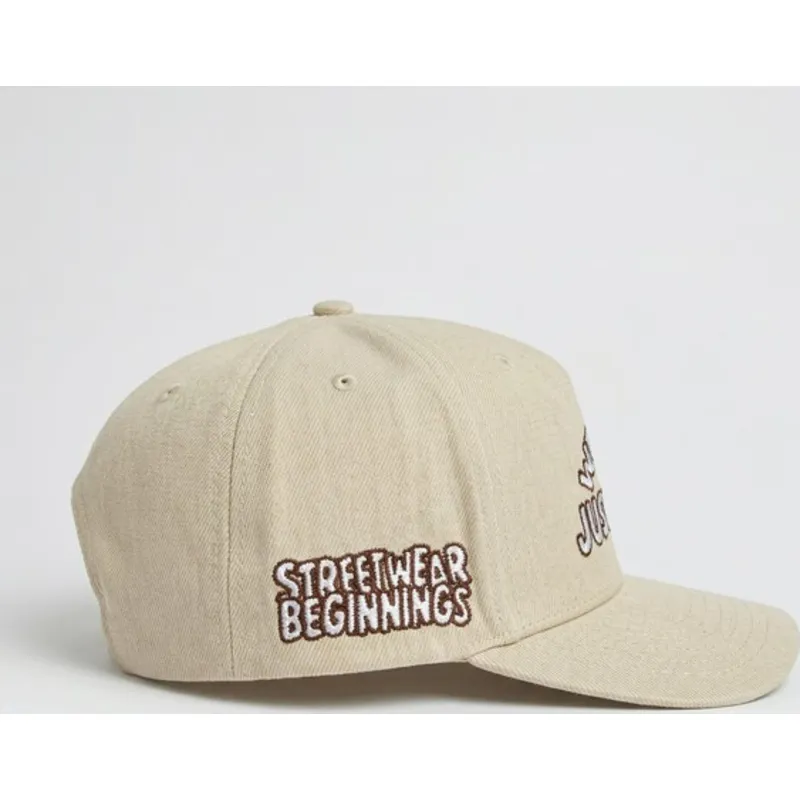 bone-curvo-bege-snapback-just-kids-the-retro-da-homenage