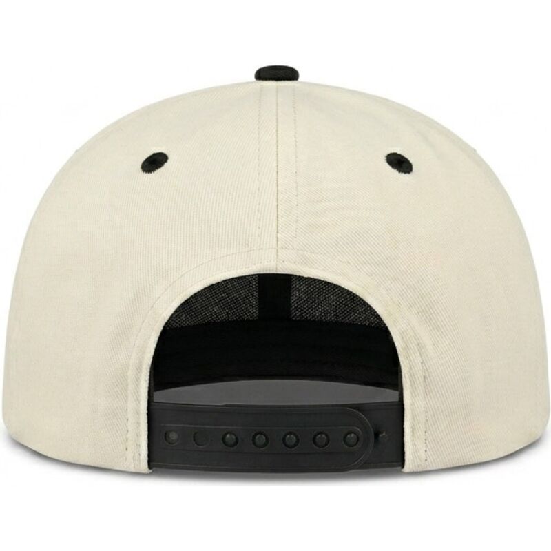 bone-plano-bege-e-preto-snapback-nysky-skylines-the-snap-da-homenage