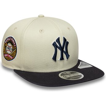 Boné plano bege snapback com logo azul marinho 9FIFTY Original Fit World Series da New York Yankees MLB da New Era