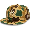 bone-plano-camuflagem-justo-com-logo-bege-59fifty-camo-da-new-york-yankees-mlb-da-new-era