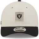 bone-curvo-bege-e-preto-snapback-9forty-m-crown-training-pack-2026-da-las-vegas-raiders-nfl-da-new-era