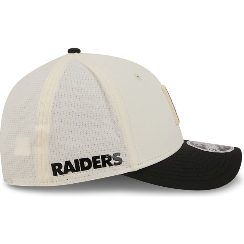 bone-curvo-bege-e-preto-snapback-9forty-m-crown-training-pack-2026-da-las-vegas-raiders-nfl-da-new-era